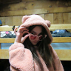 Meet your Posher, Jenna